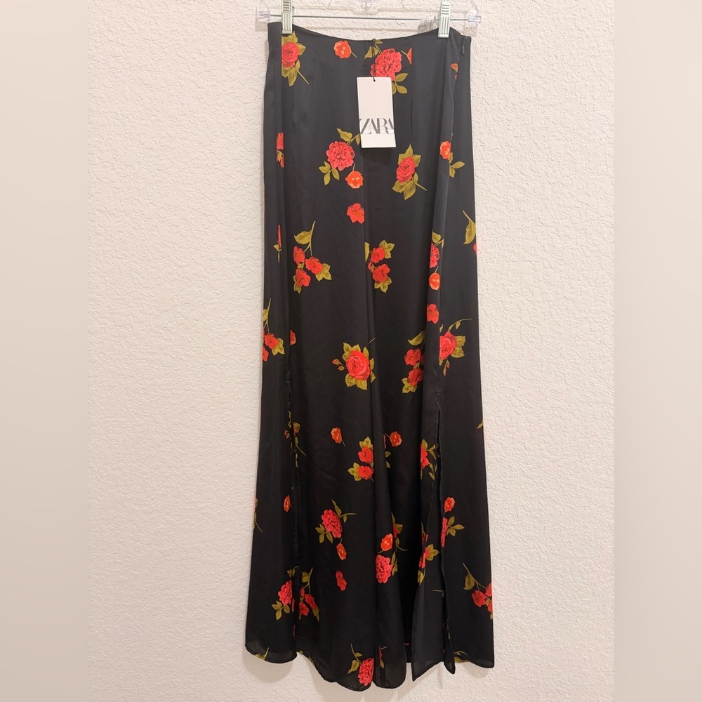 ZARA  BOHO Black palazzo pants with Red and Yellow Floral Design